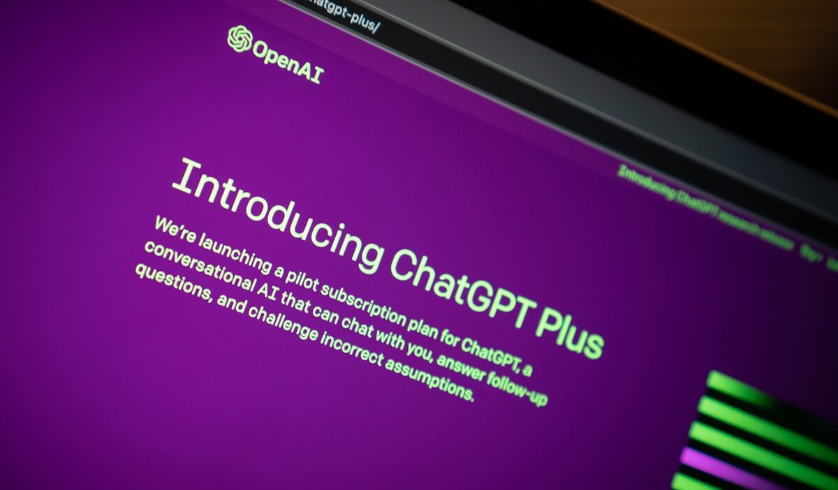 ChatGPT chat window showing sponsored product carousel beneath AI-generated shopping recommendation, illustrating new ad format